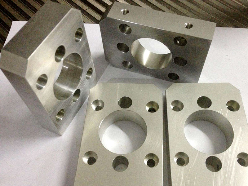 車床加工一刀多大尺寸?